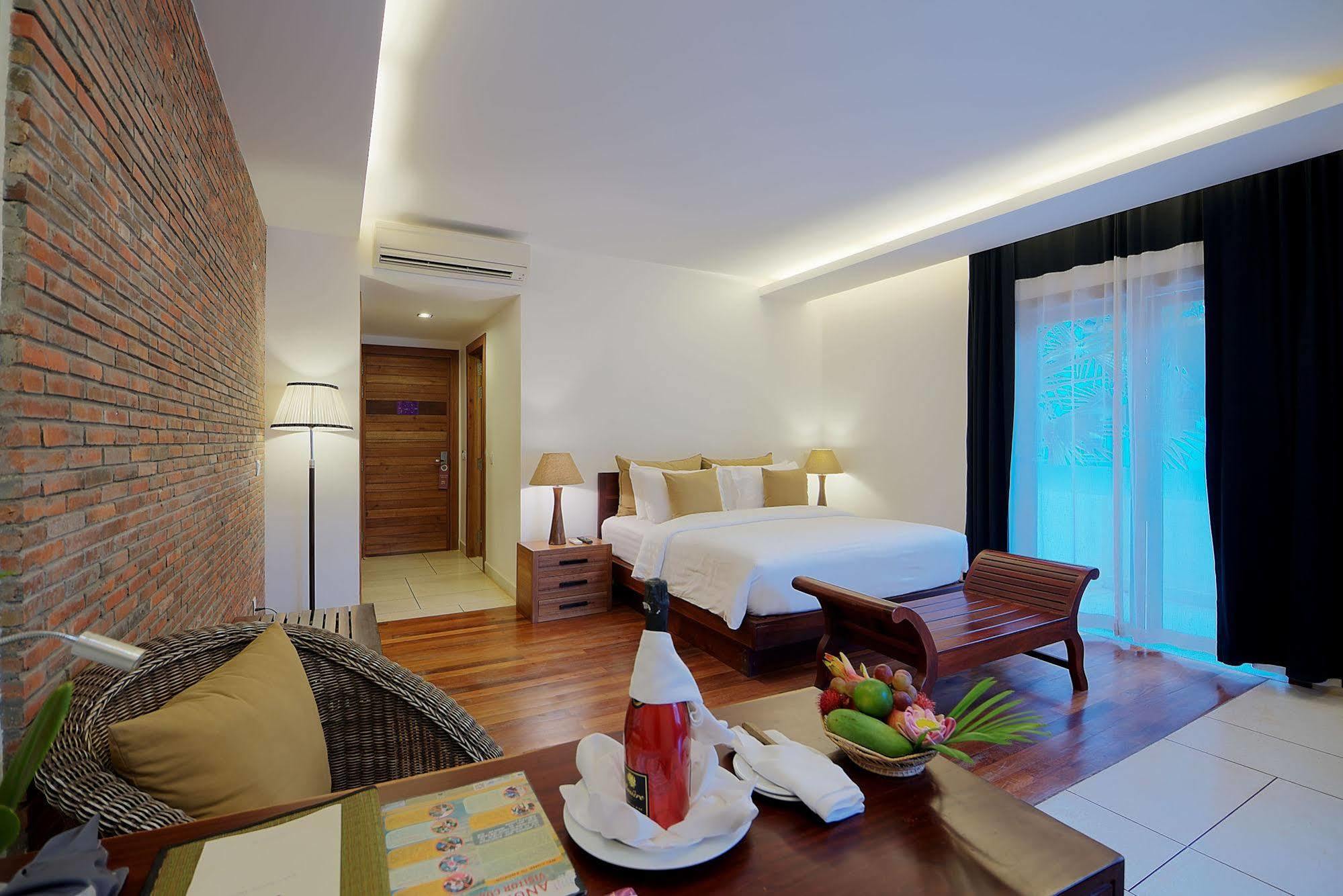 Nita By Vo Luxury Hotel Сиемрип Экстерьер фото